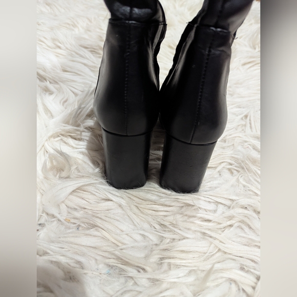 Boots - Picture 6 of 8